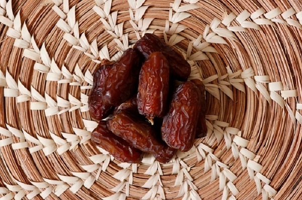 خرید خرما پیارم